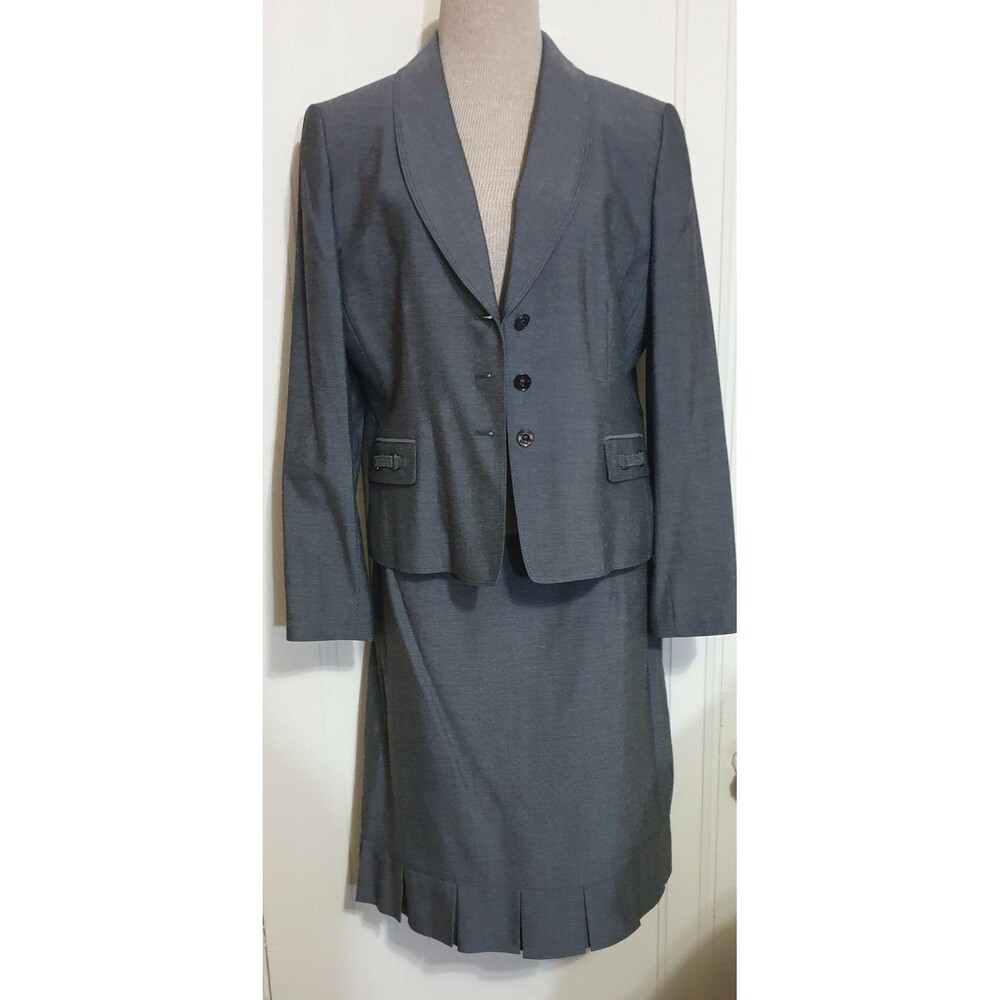 Tahari Gray 2 Piece Skirt Suit Blazer Set Button Front Shoulder Pads Lined 10P